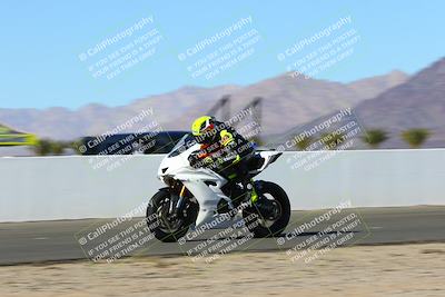 media/Jan-09-2022-SoCal Trackdays (Sun) [[2b1fec8404]]/Front Straight Speed Shots (1pm)/